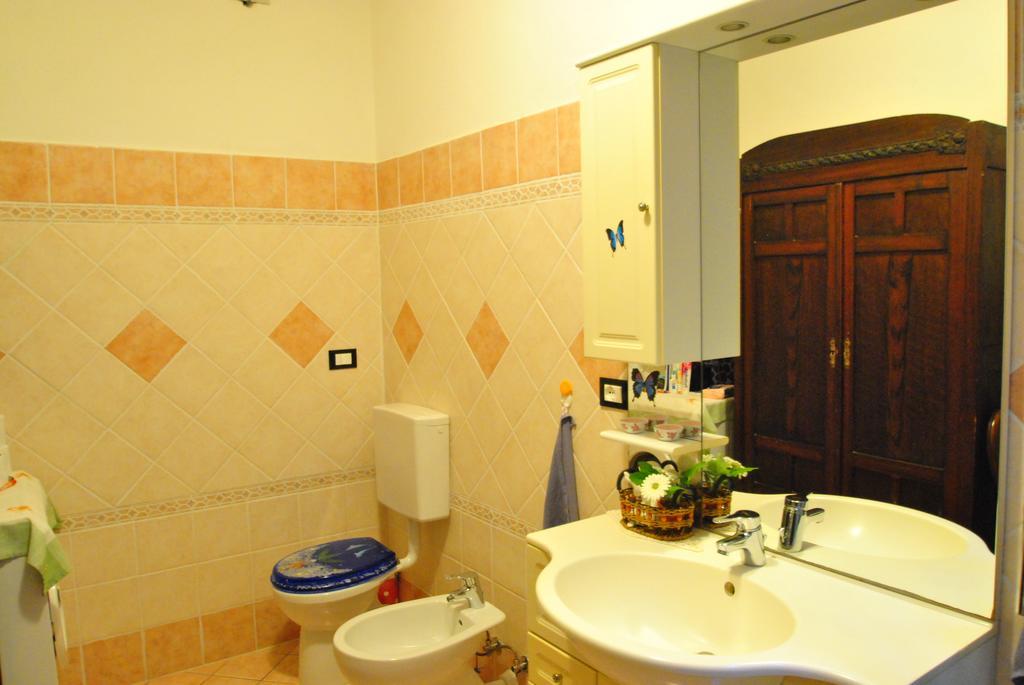 Bed and Breakfast Casa Vacanze L'Agrifoglio Magliolo Zimmer foto