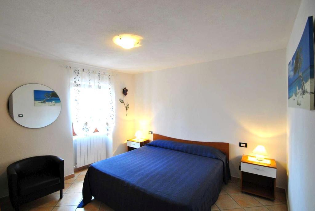 Bed and Breakfast Casa Vacanze L'Agrifoglio Magliolo Exterior foto